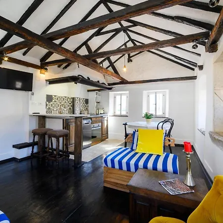 招待所 Swan Adriatic & 希贝尼克