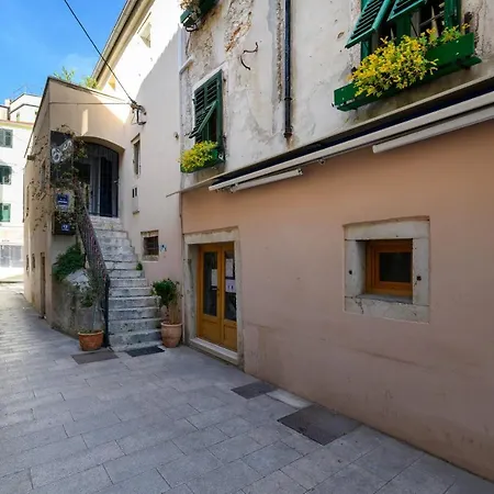 Swan Adriatic & Maison d'hôtes Šibenik