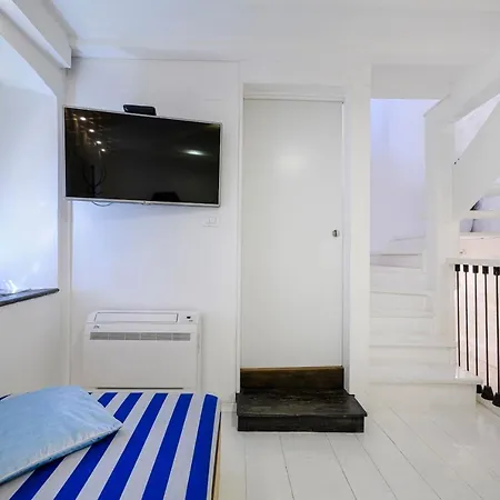 Swan Adriatic & Pensión