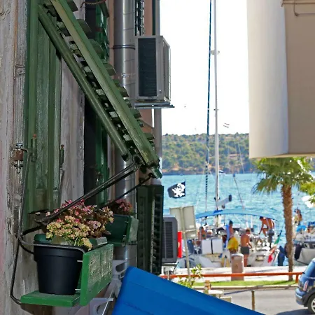 Swan Adriatic & 招待所