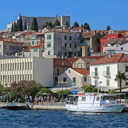 Swan Adriatic & 招待所