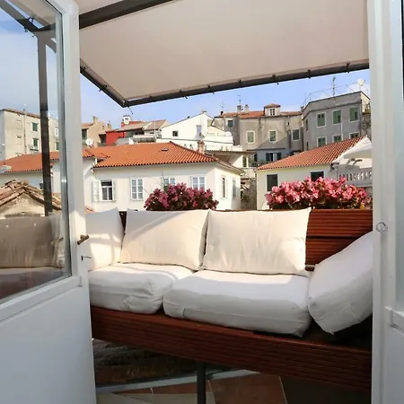 Swan Adriatic & 4* Šibenik