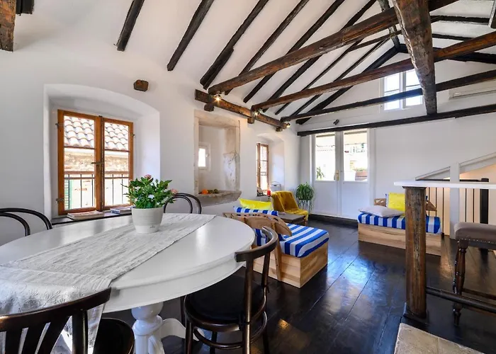 Guest house Swan Adriatic & Sibenik