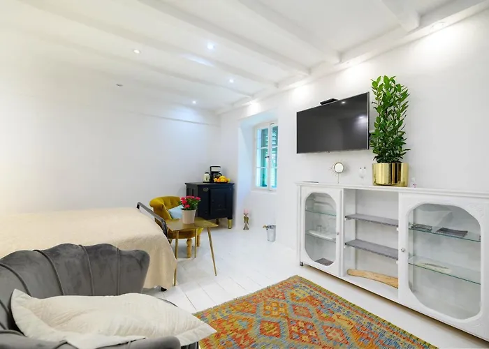 Swan Adriatic & Vendégház Šibenik